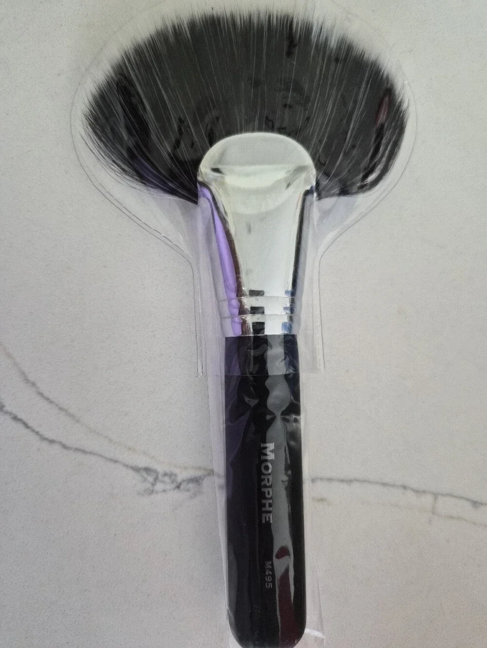 New M495 Morphe Black Fan Brush